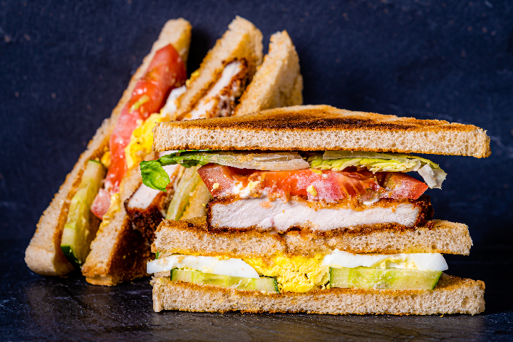 Chicken Club - Blaqk Burger