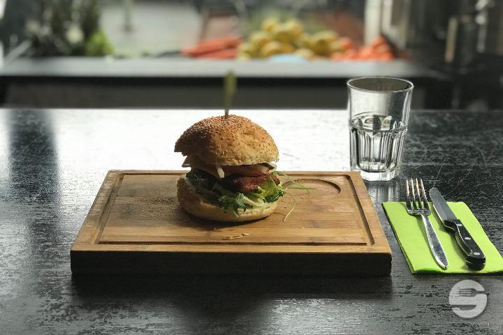 Chicken Bacon Cheese Tartar sauce Burger - Blaqk Burger