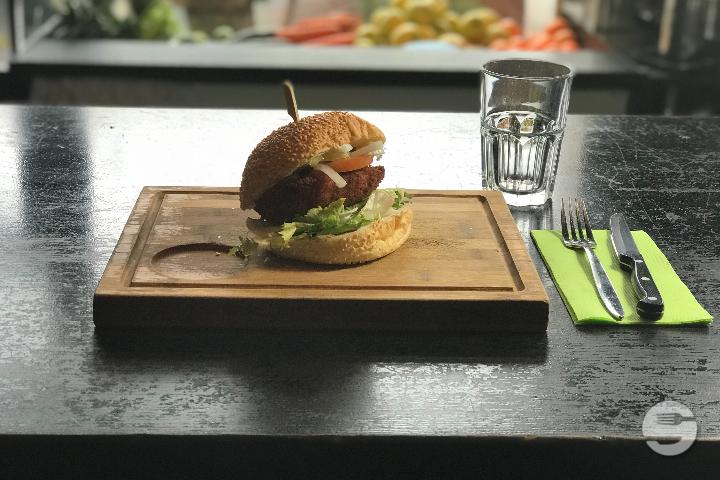 Chicken Burger - Blaqk Burger
