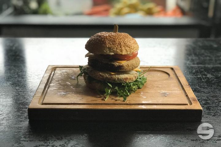 Veggie Mega Burger - Blaqk Burger