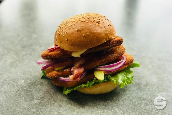 Triple Chicken Burger - Blaqk Burger