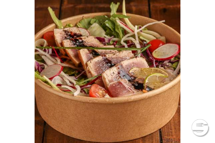 Salade Tataki de Saumon - Blaqk Burger