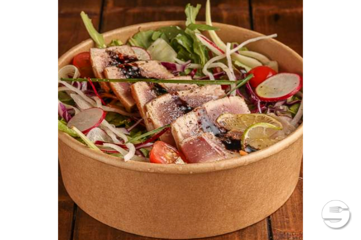 Salade Tataki de Saumon - Blaqk Burger