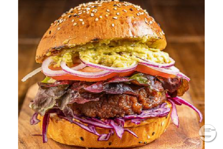 Deluxe Cheese burger - Blaqk Burger