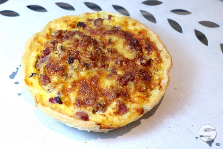 Bacon & onions - Cakefriends