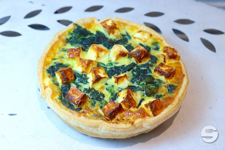 Spinach & Feta vegetarian - Cakefriends