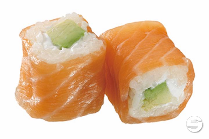 R4. Saumon Roll Avocat Cheese - Marterey 56