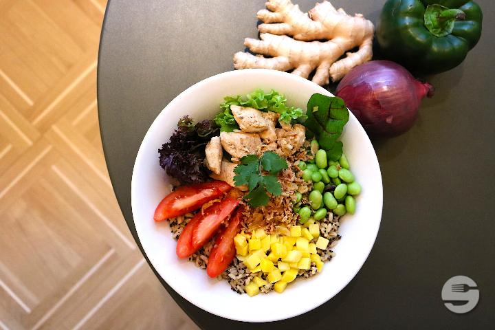 Chrunchy Chicken Bowl - Dean & David
