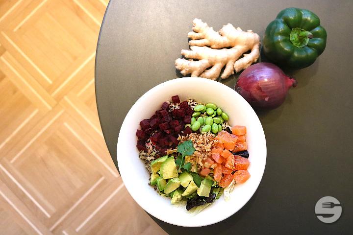 Lachs Avocado Bowl - Dean & David