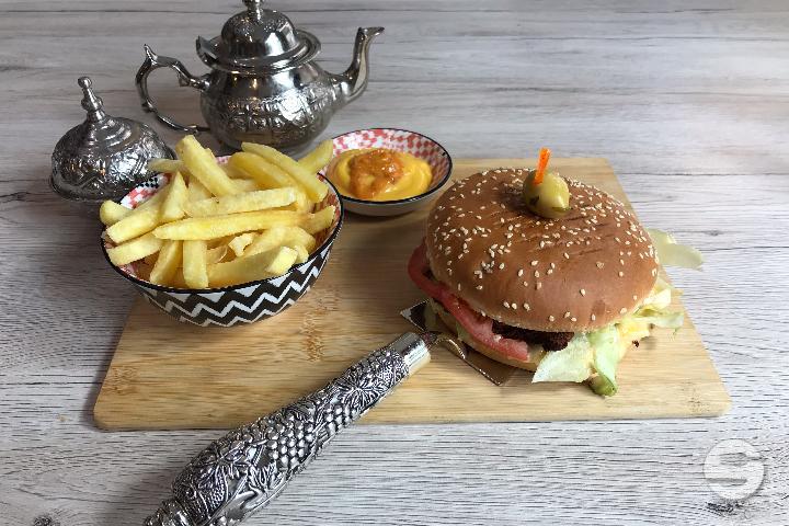 Cowboy Burger - Tasty Tacos