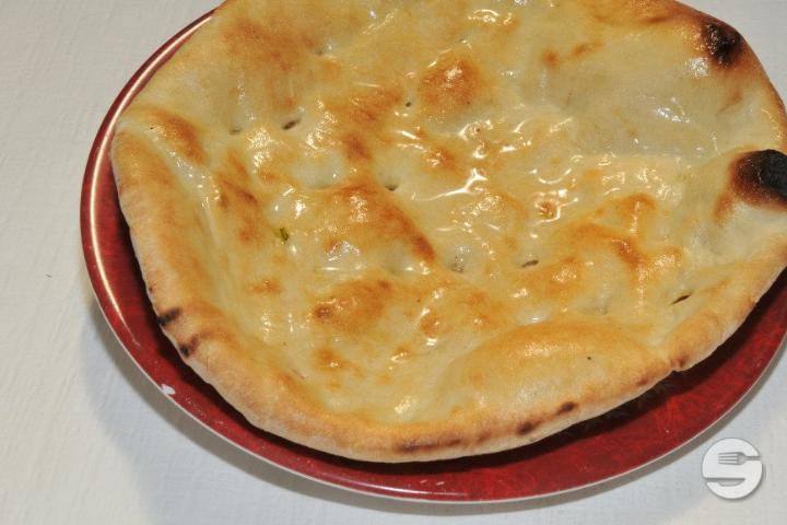 73. Garlic Naan - Host India