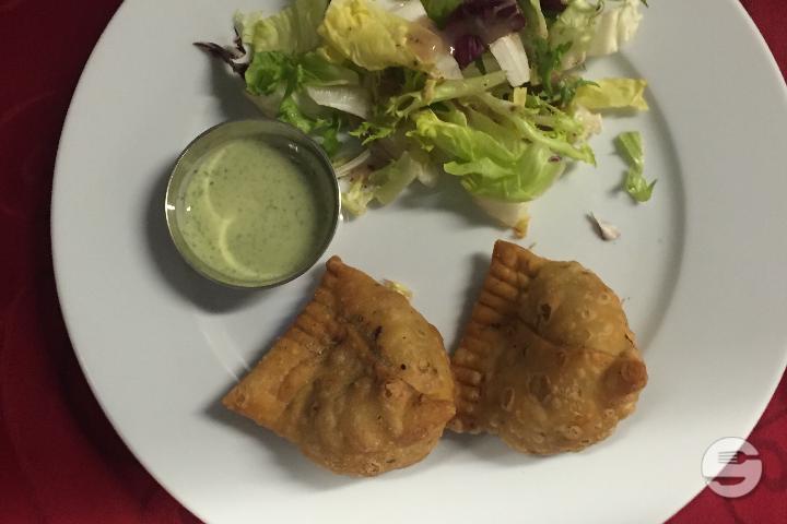 7. Sabzi Samosa - Indian Tandoori Corner