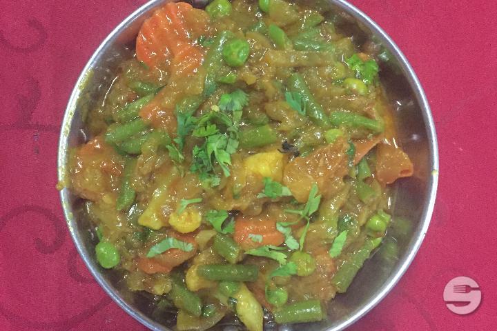 36. Mix Sabzi - Indian Tandoori Corner