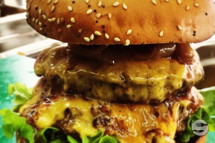 The Big Bus - The Food Bus (Tivoli)