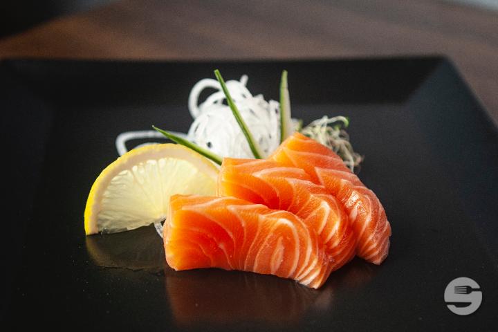 Salmon 3 Pcs. - Barfüsser Sushi Bar