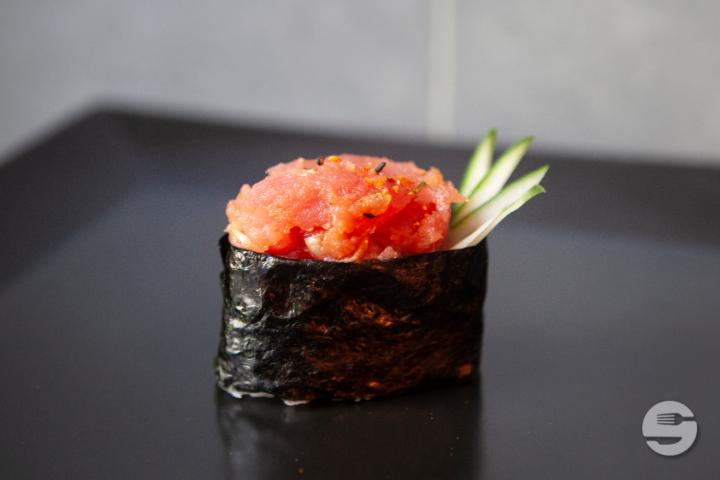 Gunkan Spicy Tartar 1 Pcs. - Barfüsser Sushi Bar