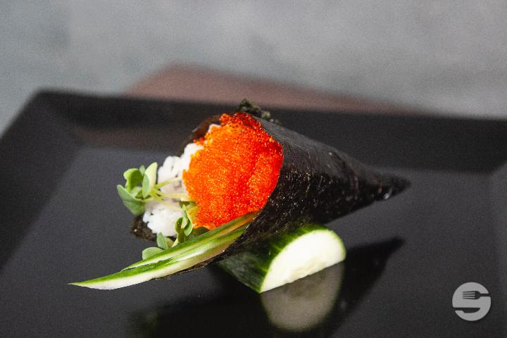 Tobikko Temaki 1 Stk. - Barfüsser Sushi Bar