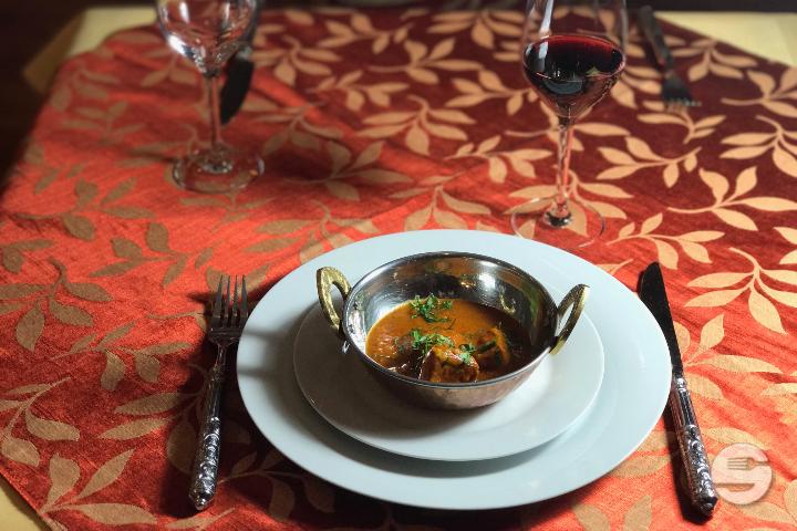 14 Chicken Madras - Devis Restaurant *