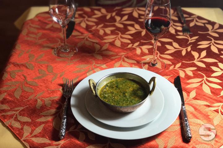 27 Dal Saag - Devis Restaurant *