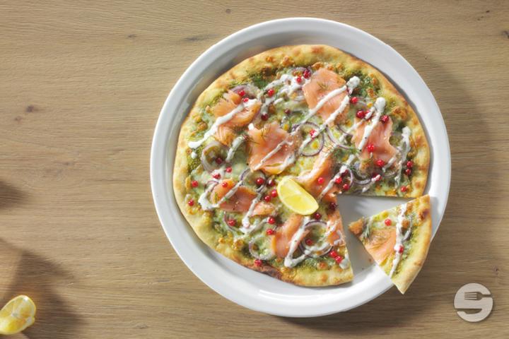 Pizza Pesto e Salmone - Vapiano