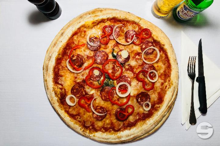 Pizza Diavola XXL - Ristorante Pizzeria Bella Donna