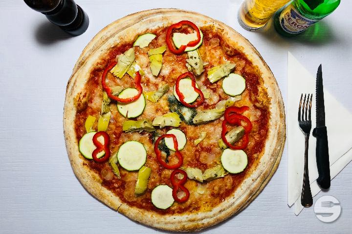 Pizza Vegana XXL - Ristorante Pizzeria Bella Donna
