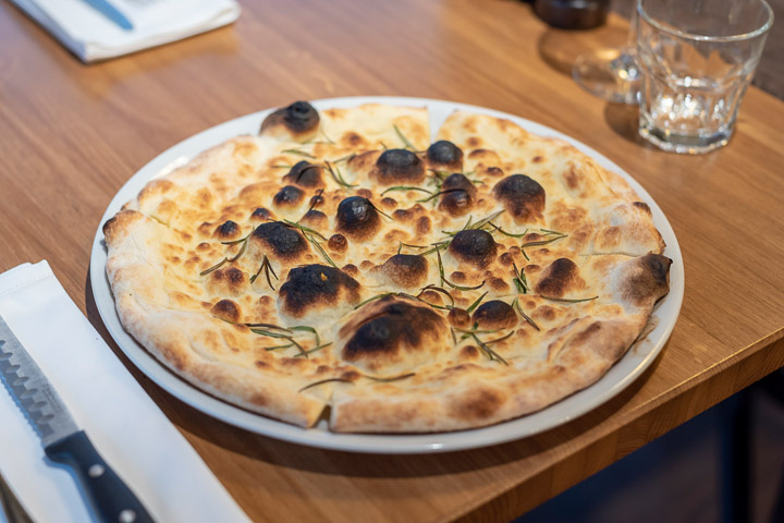 Focaccia al Rosmarino - Pizzeria Ristorante Molino Molard