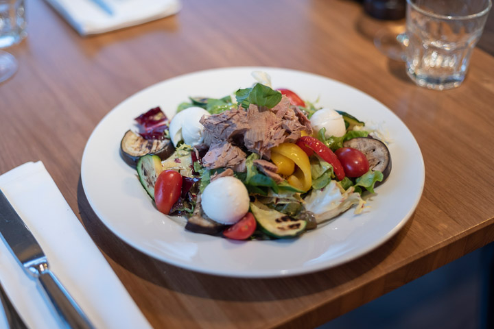 Insalata Mediterranea al Tonno - Pizzeria Ristorante Molino Molard