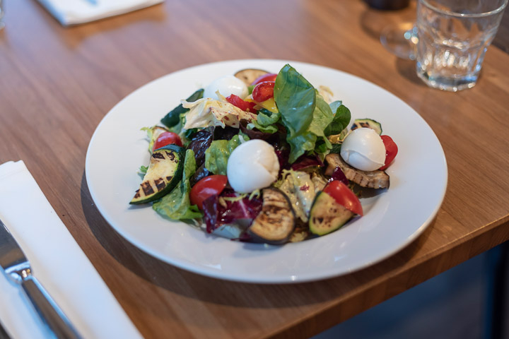 Insalata Mediterranea - Pizzeria Ristorante Molino Molard