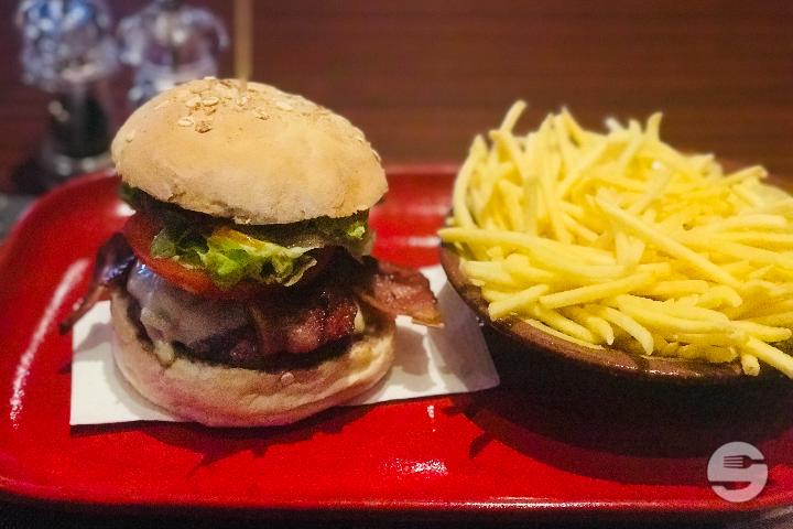 American - Happy Days Burgers