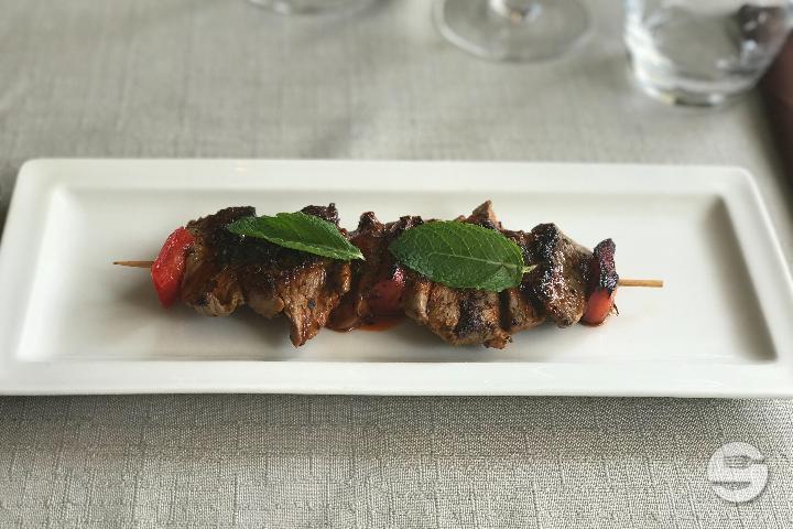 Chicken skewer - Yo'Mo Lounge