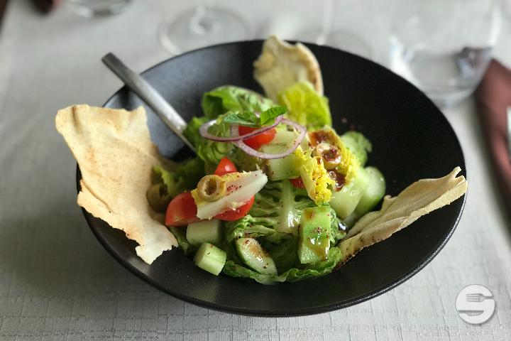 Fattouche salad with sumac - Yo'Mo Lounge