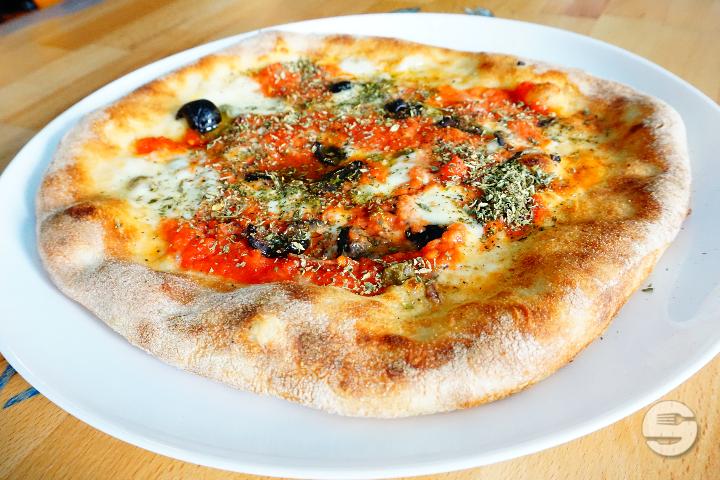Pizza Napoli - 4 Leoni Siracusa