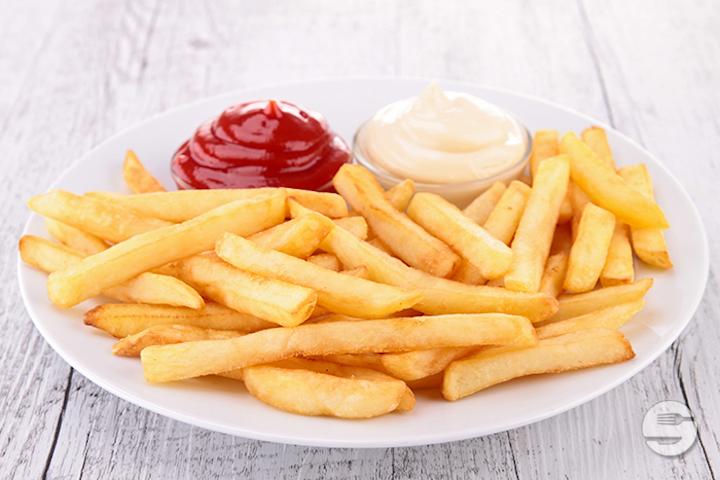 Portion of french fries and sauces - Kebab House