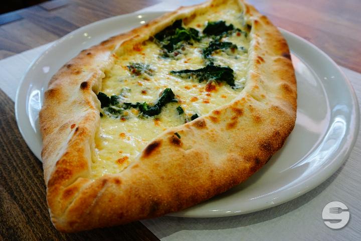 Pide mit Spinat - Maihof
