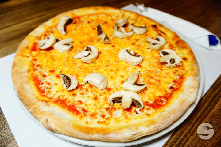 Pizza Funghi - Maihof