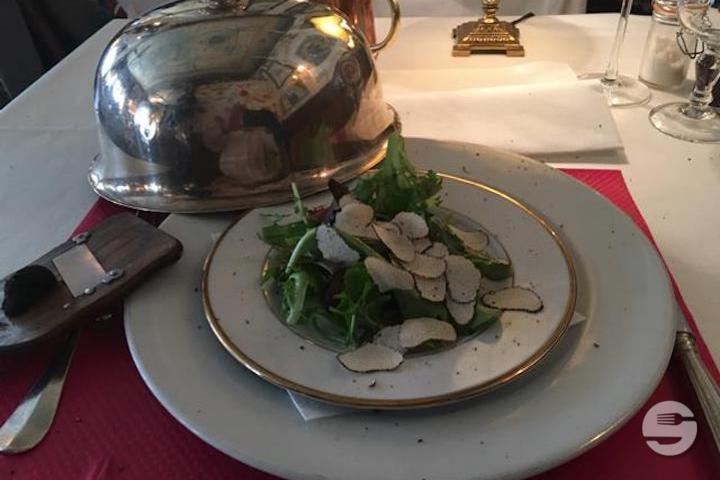 Shredded fresh truffle salad - Au Jeu de l'Arc