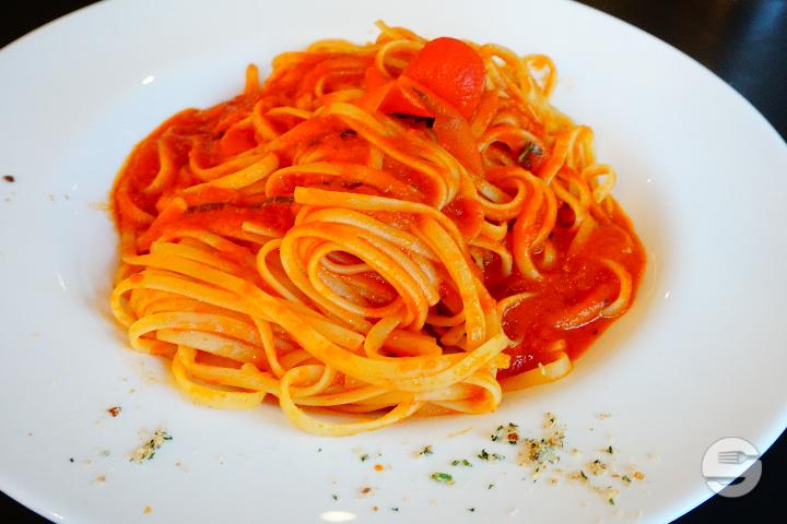 Tagliatelle Gamberoni e Curry - Roter Stein