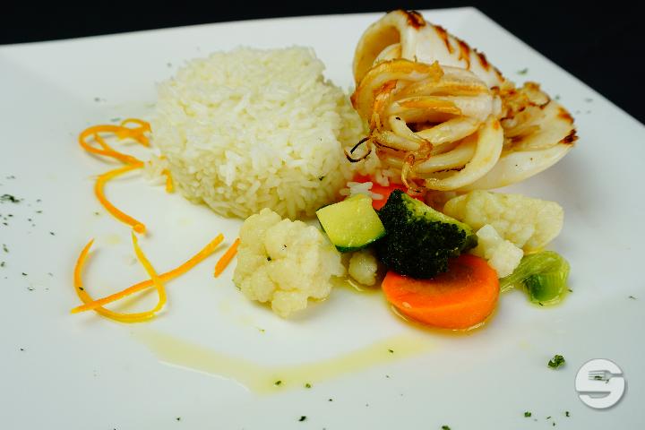 Risotto Verde ai Gamberi e Seppia - Roter Stein