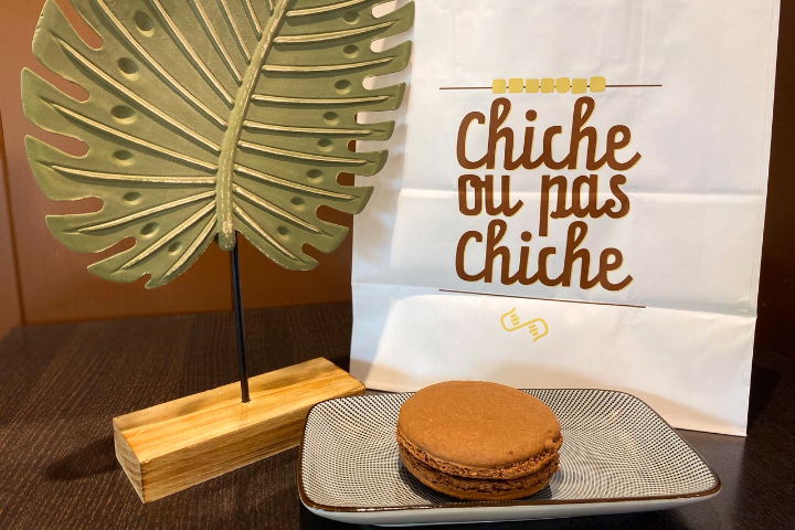 Grand Macaron Chocolat - Chiche Ou Pas Chiche