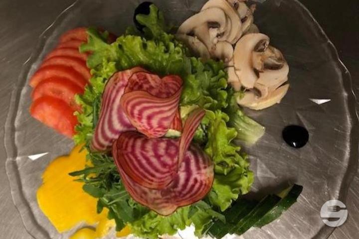 Salad of raw vegetables - Olea