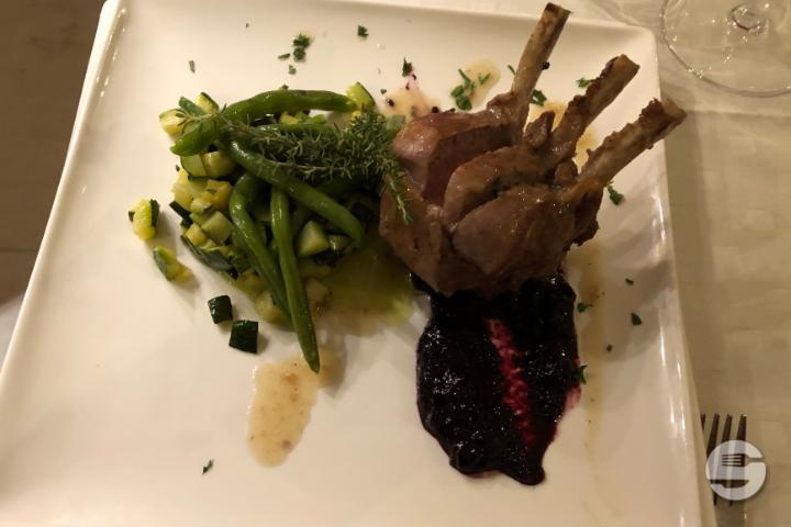 Grilled rack of lamb - Olea
