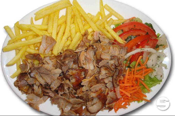 Assiette Kebab Frites - Kebab de Vésenaz