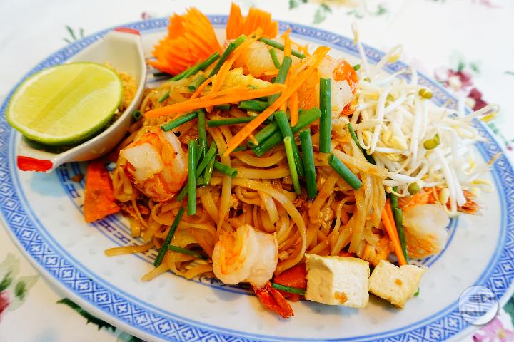 27. Phad Thai Gung - Suwannaphum