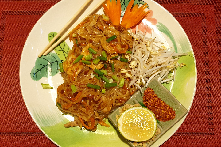 28. Phad Thai Muh - Suwannaphum