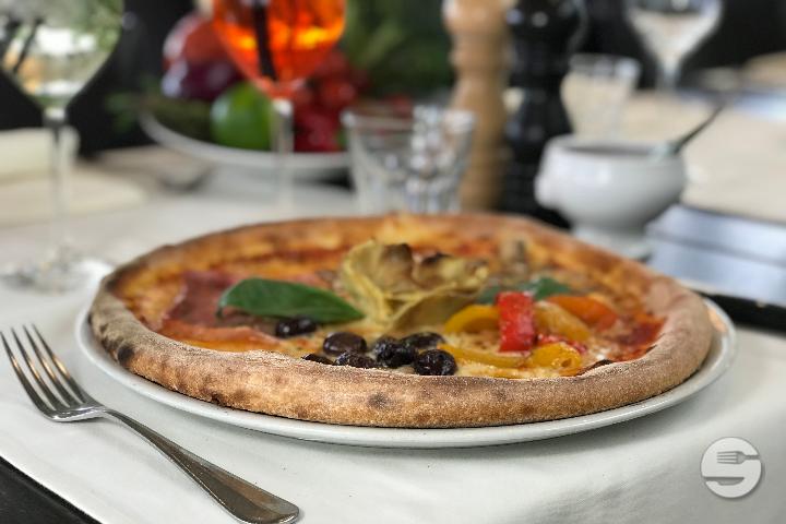 Pizza Quattro Stagioni - Le Lacustre