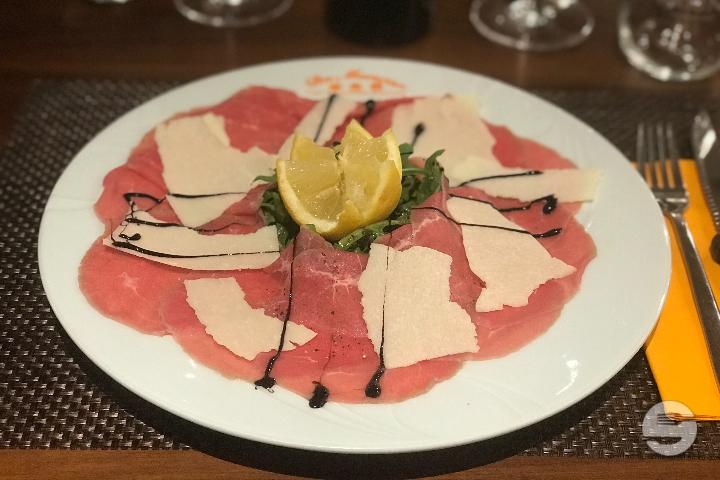 Beef Carpaccio - Restaurant De Moncor