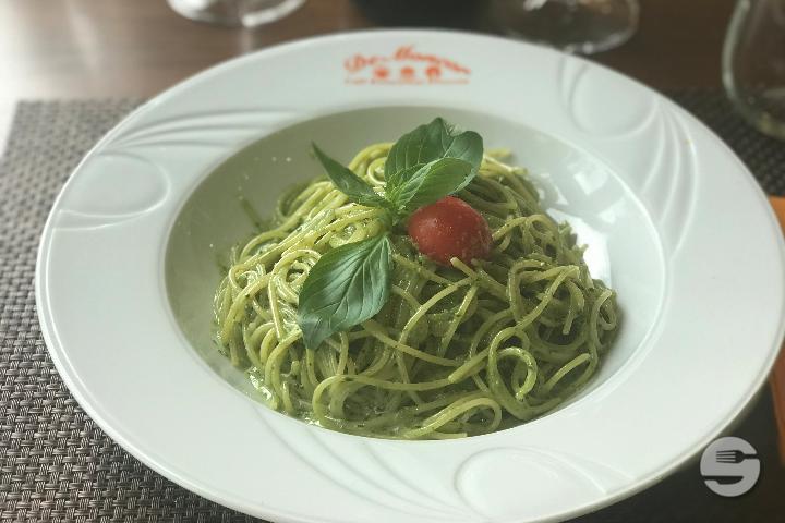 Spaghetti au Pesto Maison - Restaurant De Moncor