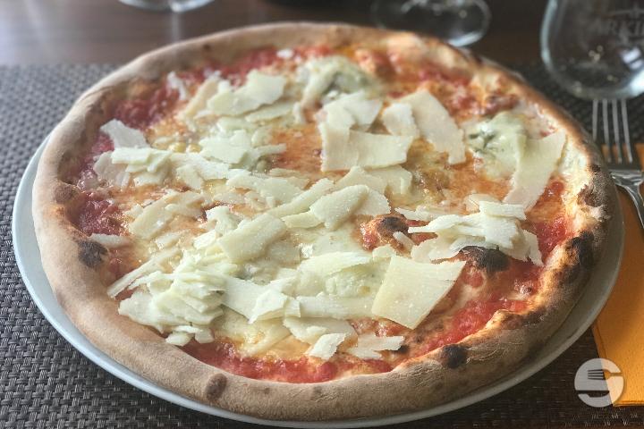 Quattro Formaggi - Restaurant De Moncor