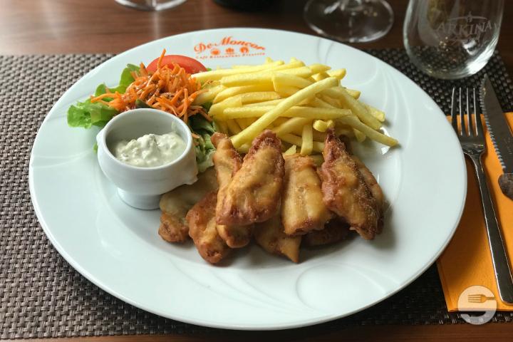 Filet de Perche Meunière - Restaurant De Moncor
